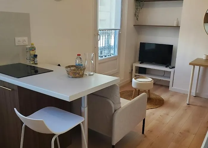 Le Balcon Cosy - Centre Apartment *